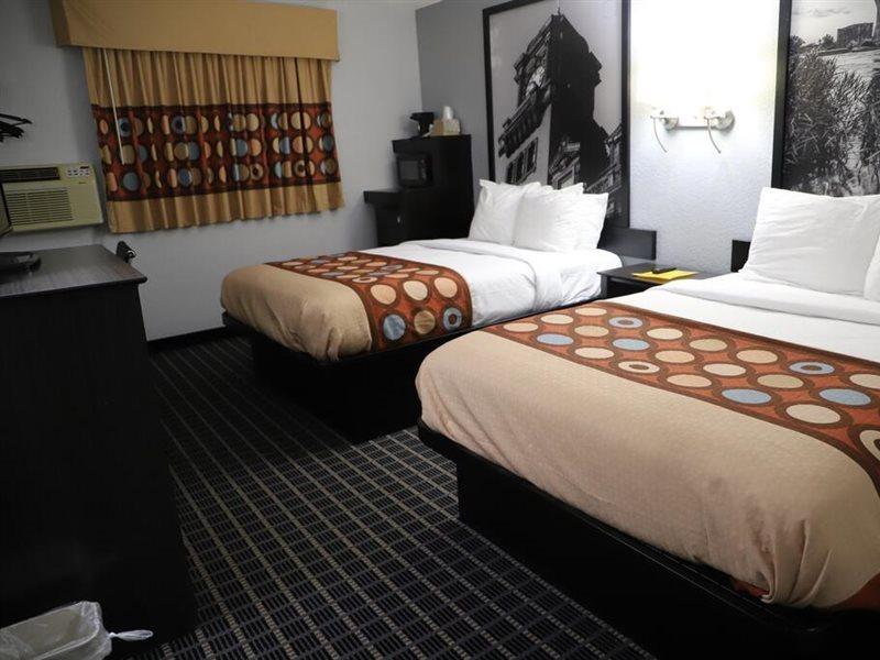 Hotel Super 8 By Wyndham Richmond Airport Va Sandston Exterior foto